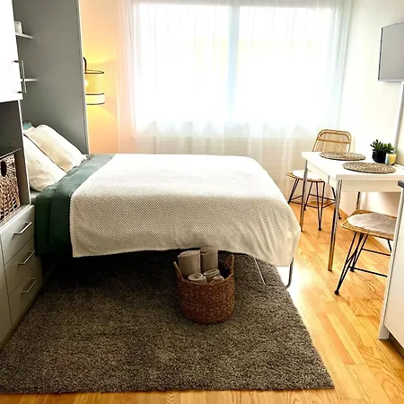 Bijou Serene Klitzekleine Mit Seeblick