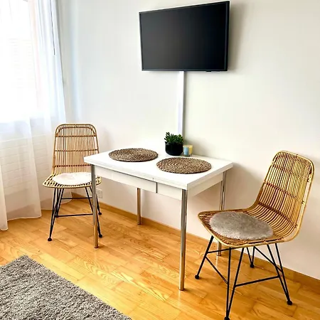 Bijou Serene Klitzekleine Mit Seeblick