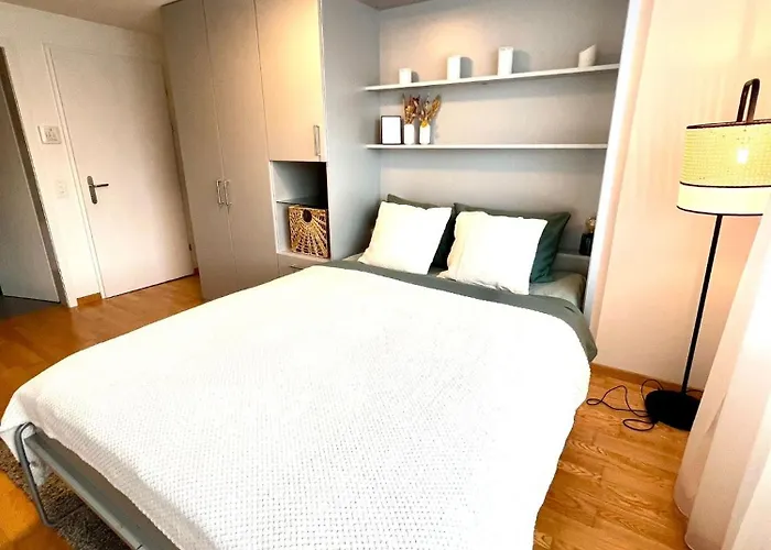 Bijou Serene Klitzekleine Mit Seeblick